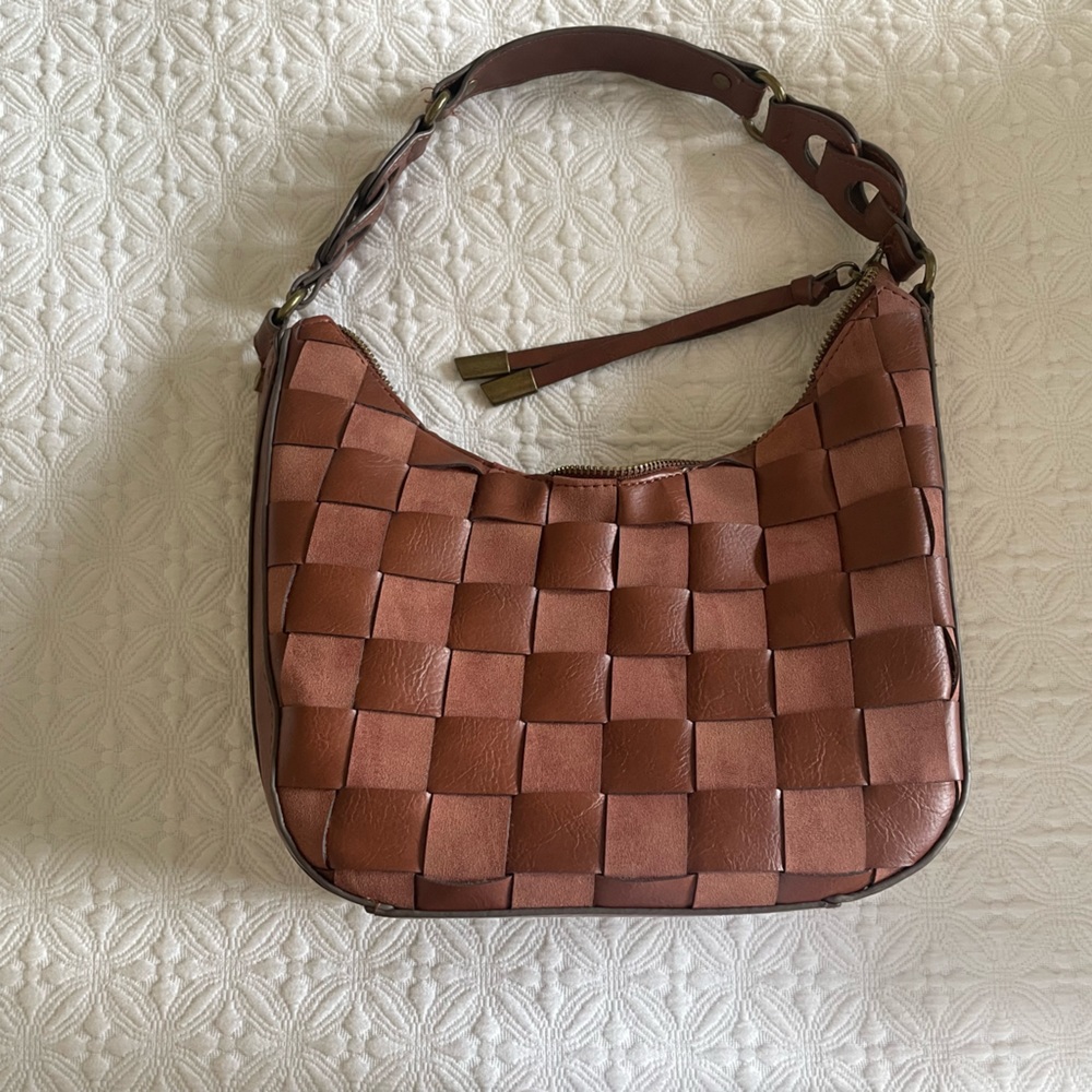 Brown shoulder bag